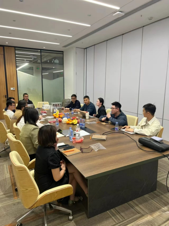 一单29.9，一天400-600，圈子里的人个个都是人才，讲话又好听